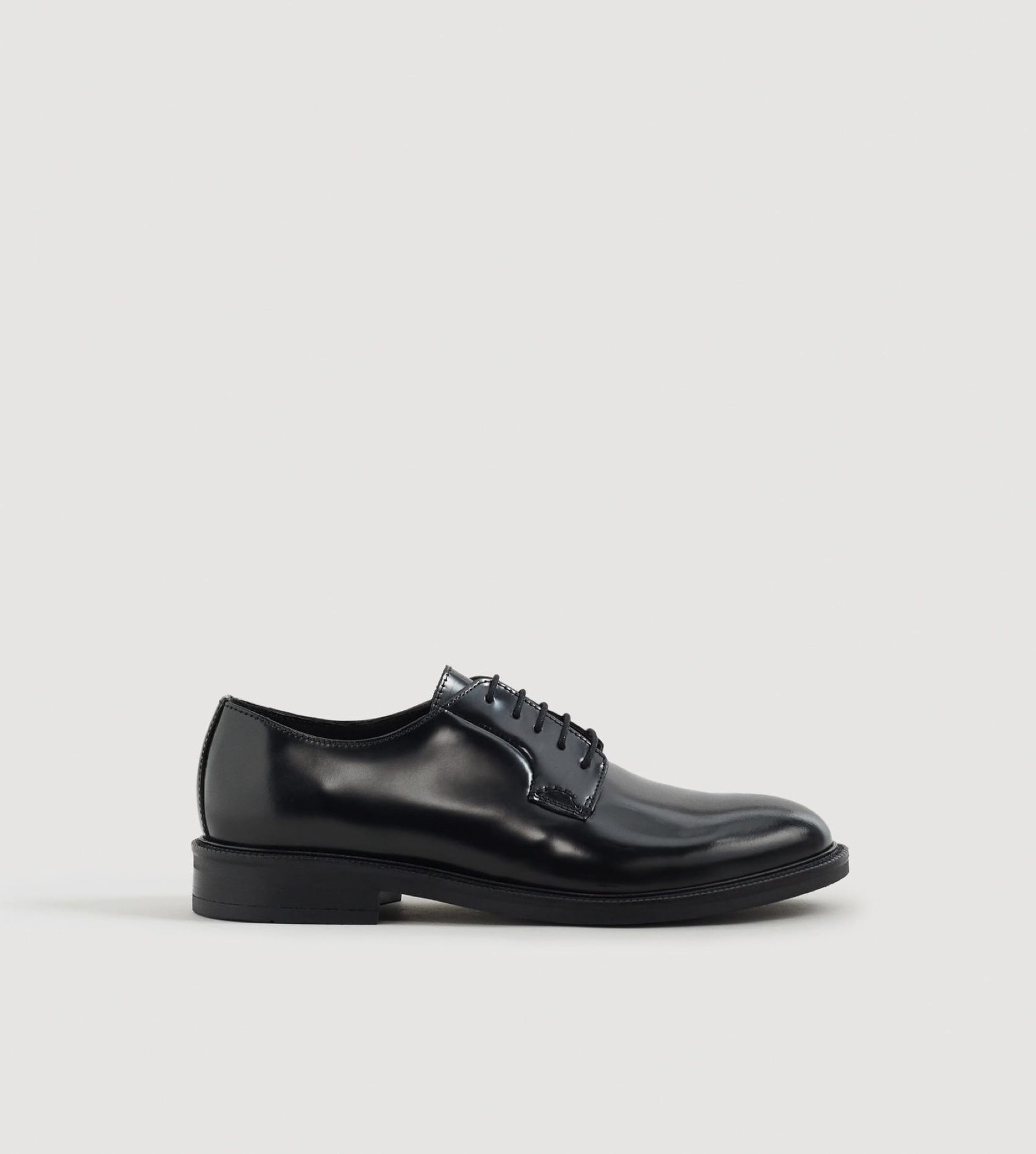 Maecenas elit shoes